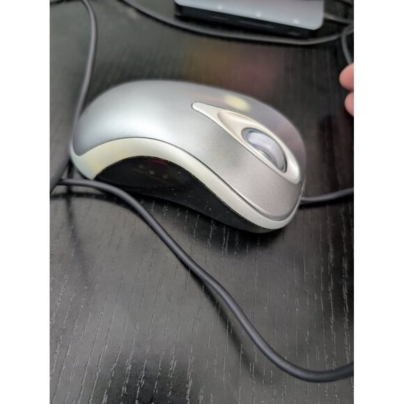 Microsoft Comfort Optical 3000 Mouse - Picture 6 of 6